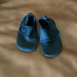 Baby/Toddler Water Swim Shoes size 6-7